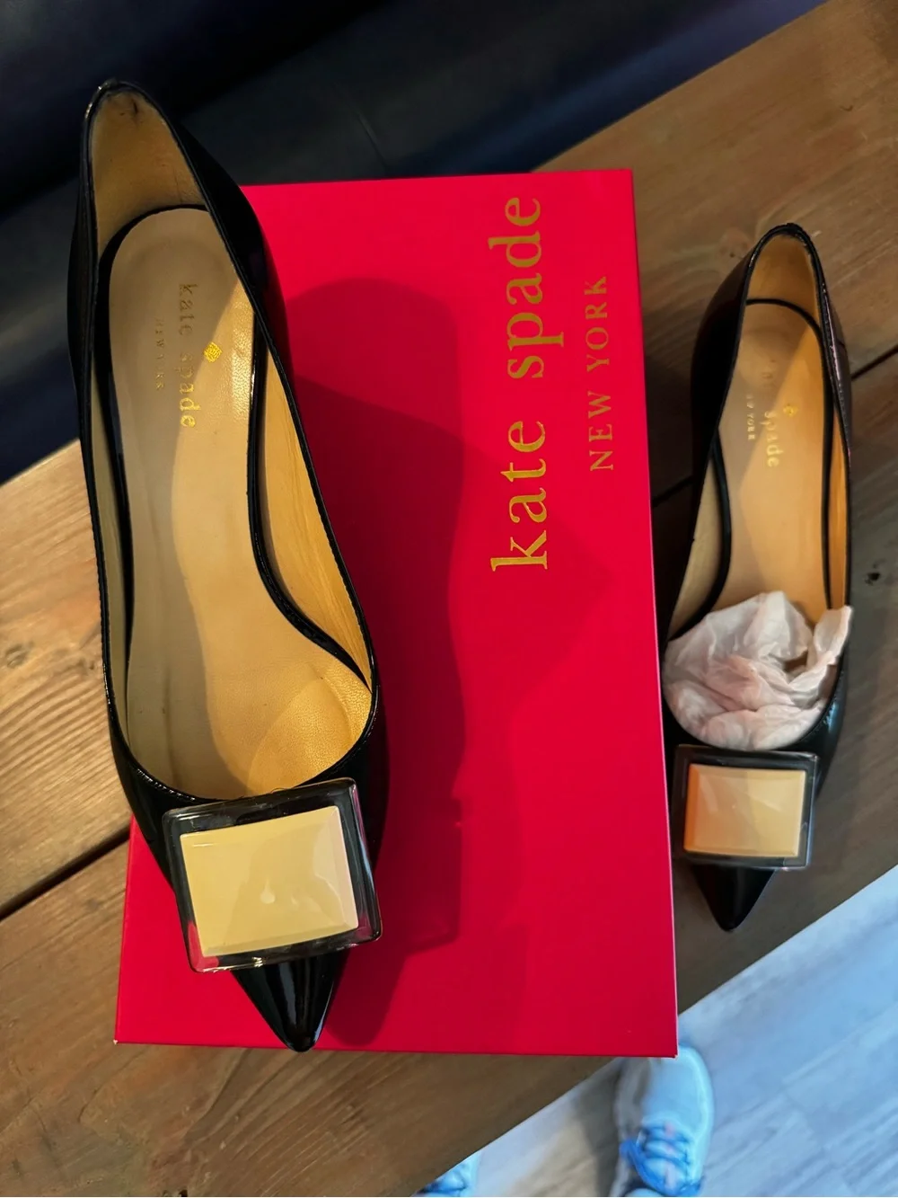 kate spade Black Patent kitten heels size 7